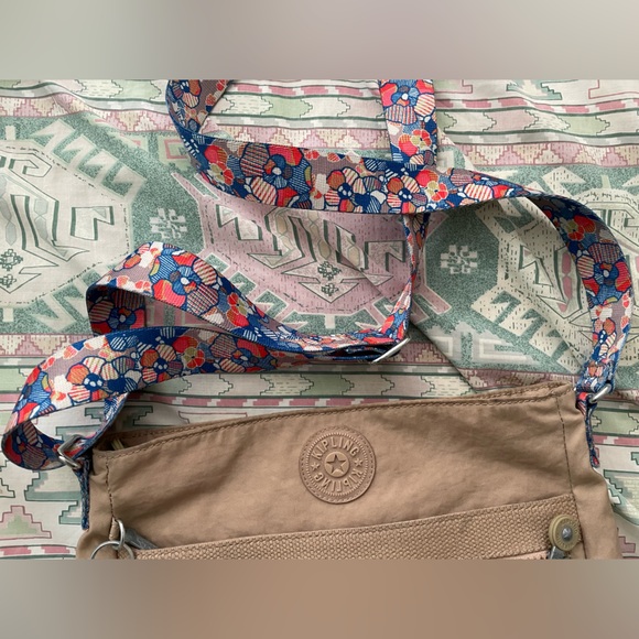 Kipling Tan Crossbody Bag with Patterned Strap - Picture 8 of 8